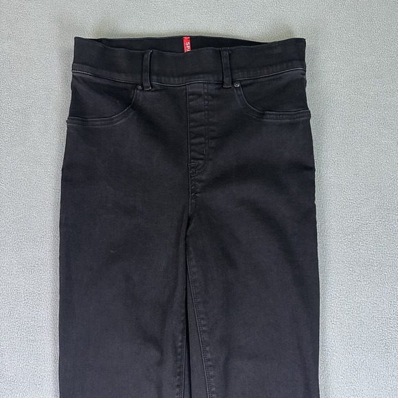 Spanx Jeans Womens Small Black Cropped Flare Pull On Stretch Distressed Raw Hem - Picture 3 of 13